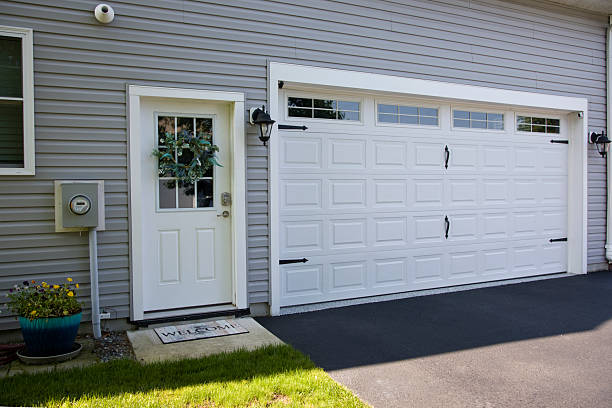 24/7 Emergency Garage Door Panel Replacement experts in Milford, UT